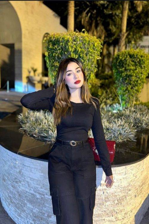 Karachi escort Model