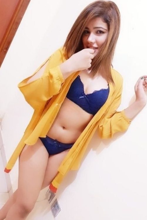 Dessi Multan Escorts